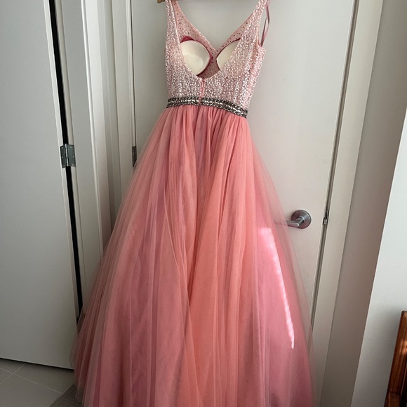 Madison James  dress - Picture 2 of 4